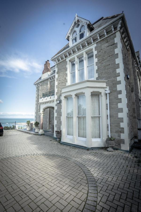 Victorian Penthouse With Panoramic Sea Views Apartment Илфракомб Екстериор снимка